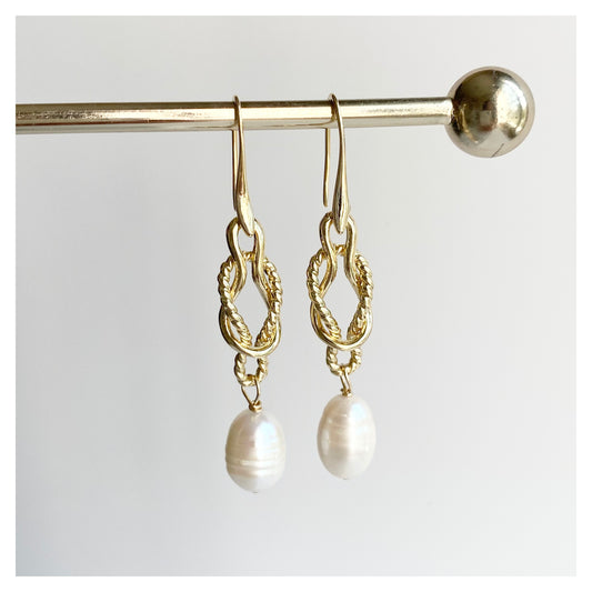 Baroque Pearl 8-Knot Earrings