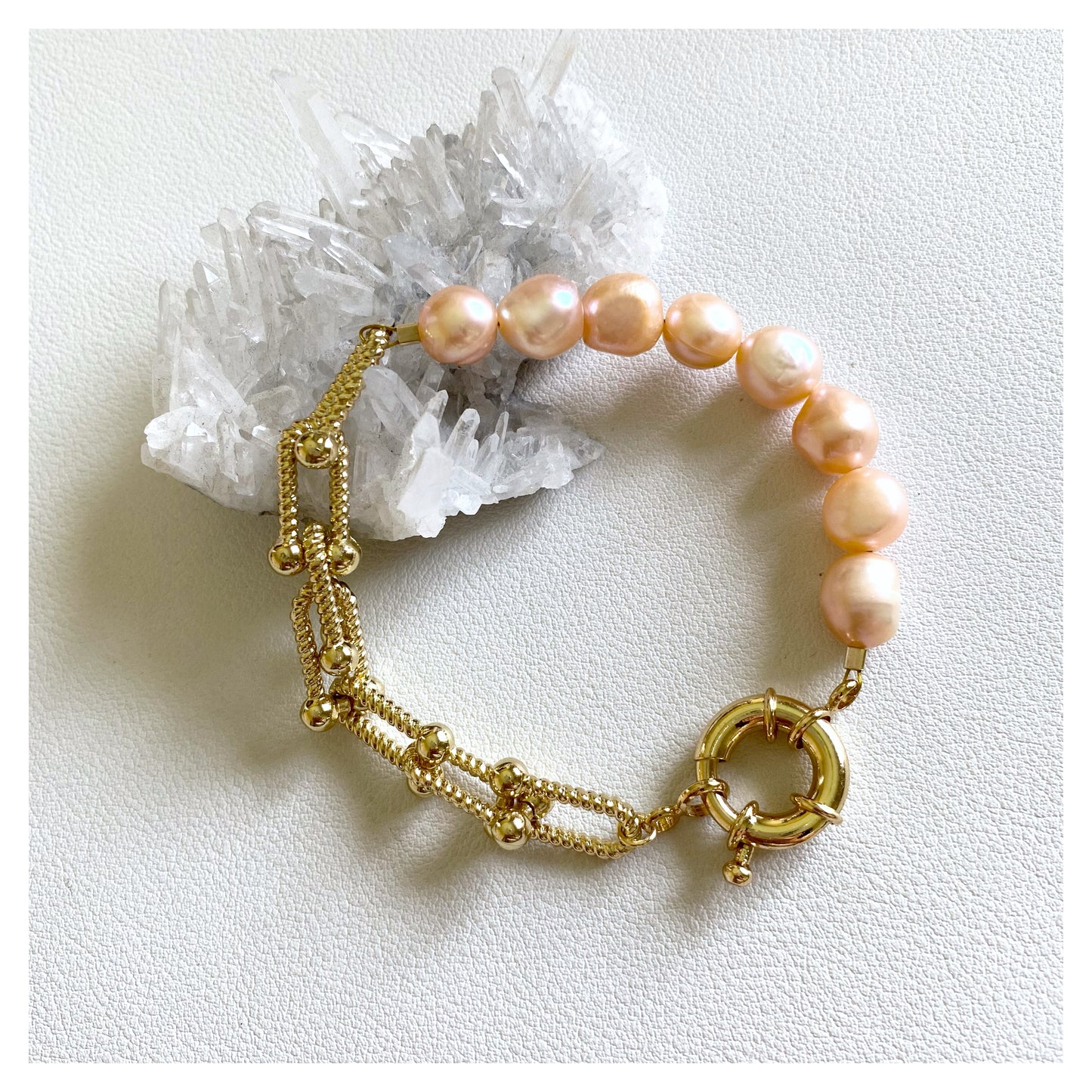 Peach Round Pearl Chunky Bracelet