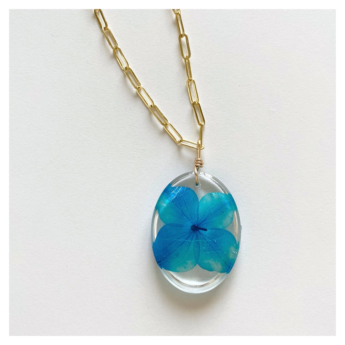 Blue Flower Oval Resin Necklace