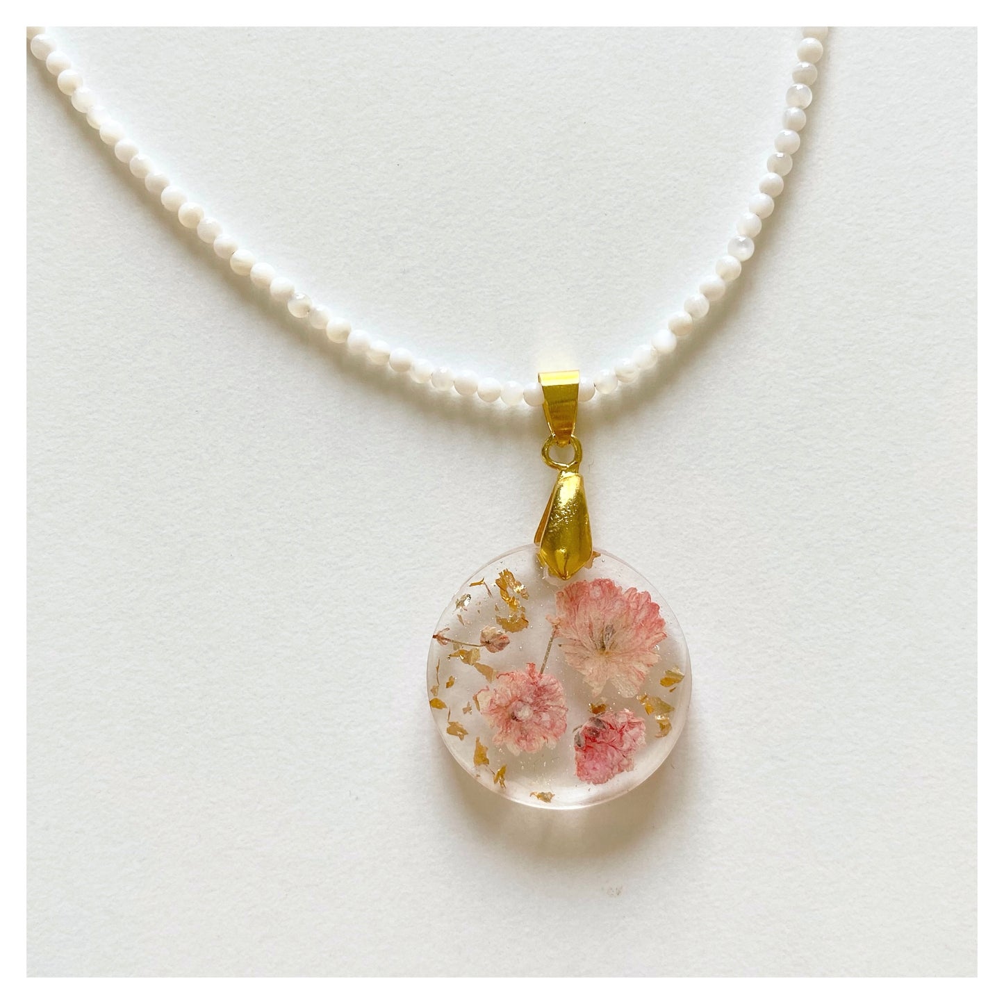 Pink Flower Resin Shell Necklace