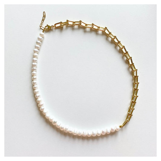 Pearl + Chain Chunk Necklace