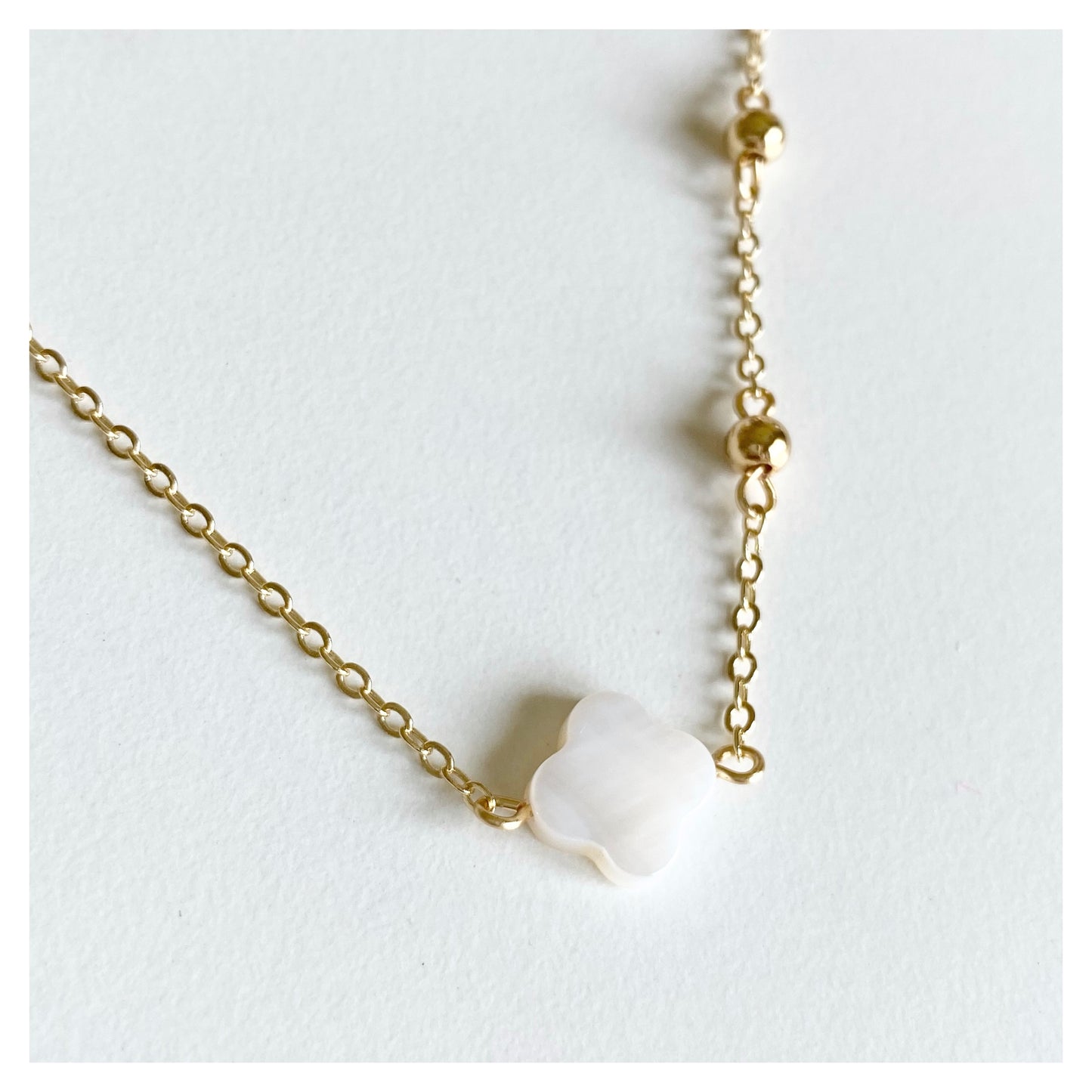 Clover Sea Shell Necklace