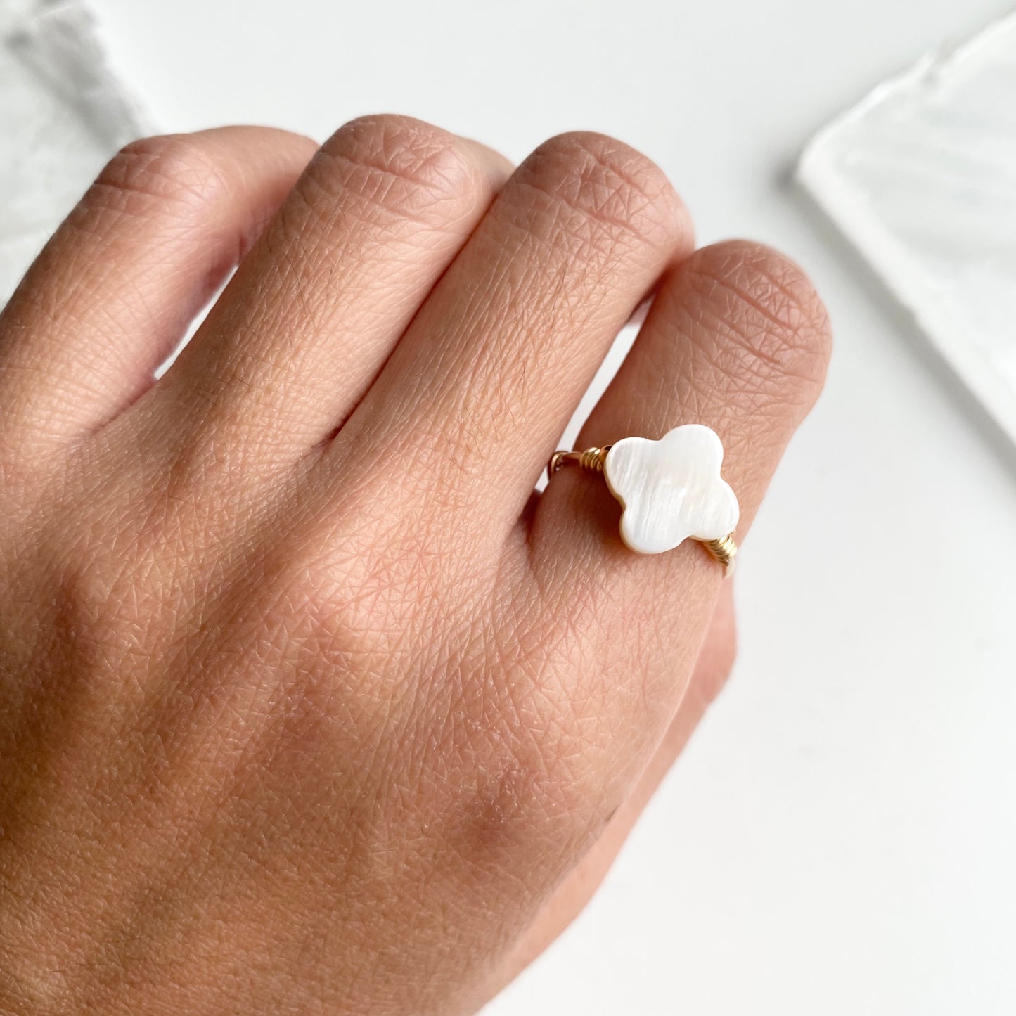 Clover Shell Wire-Wrapped Ring