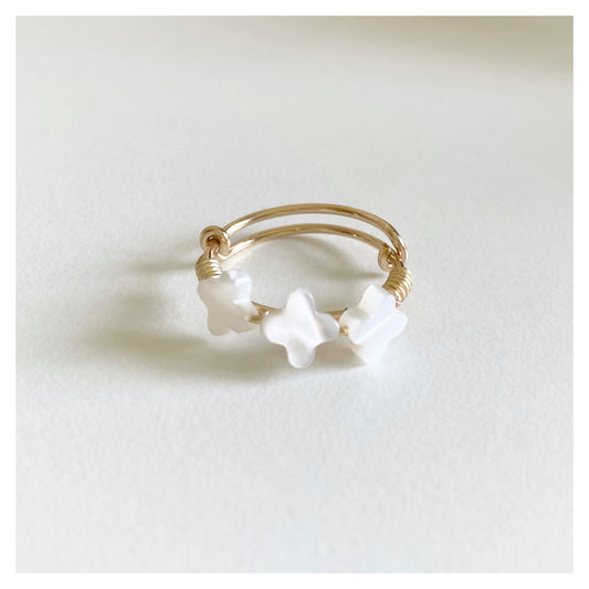 Clover Shell Ring