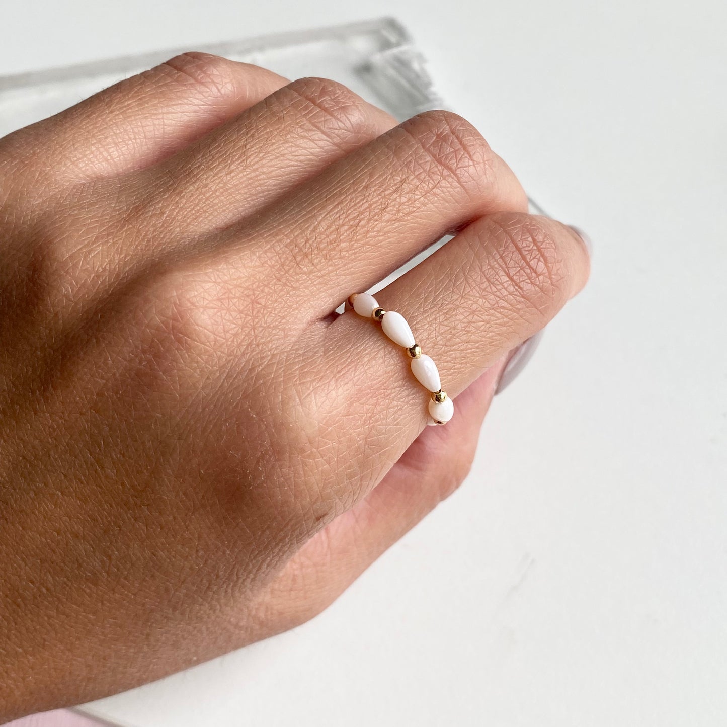 Mini Shell Wire Ring